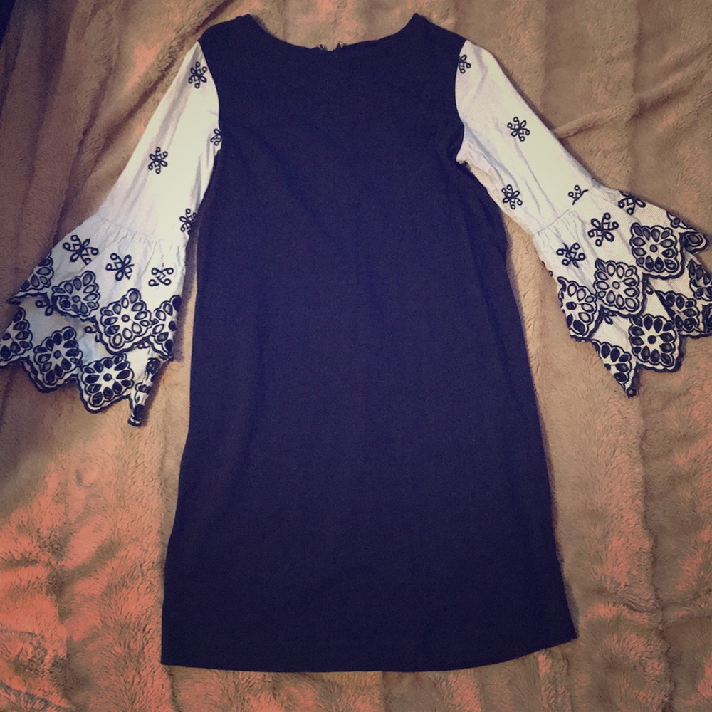 Lace dress